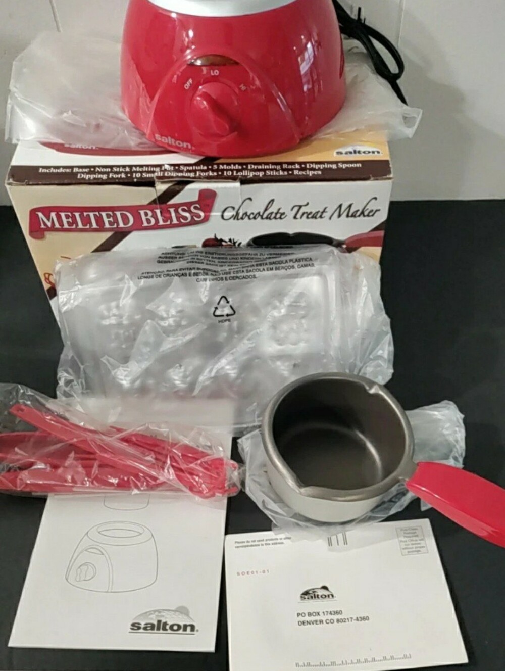 Salton Melted Bliss Chocolate Melter Treat Candy Maker Complete  Open Box NEW